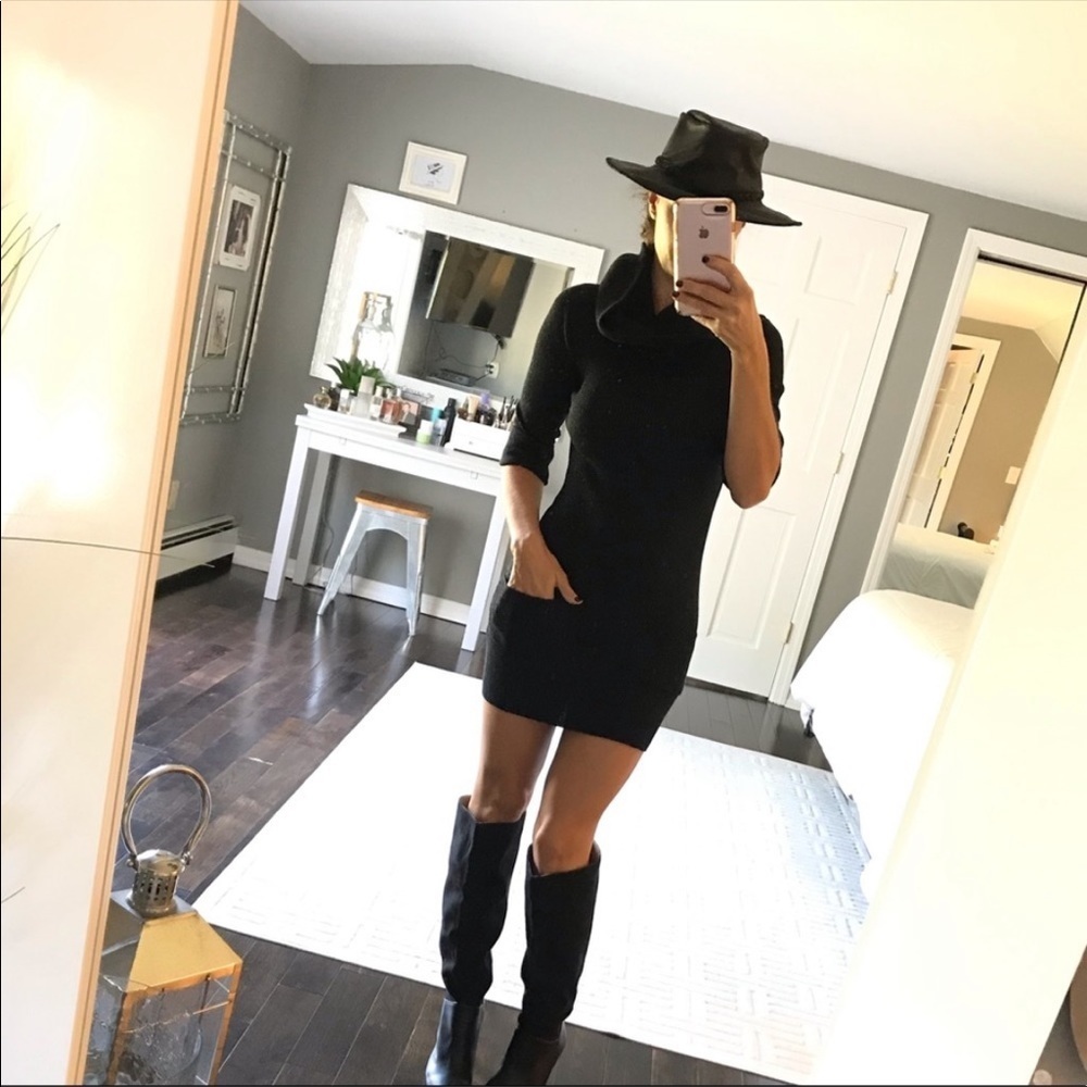 Philosophy shimmer black mini dress‎